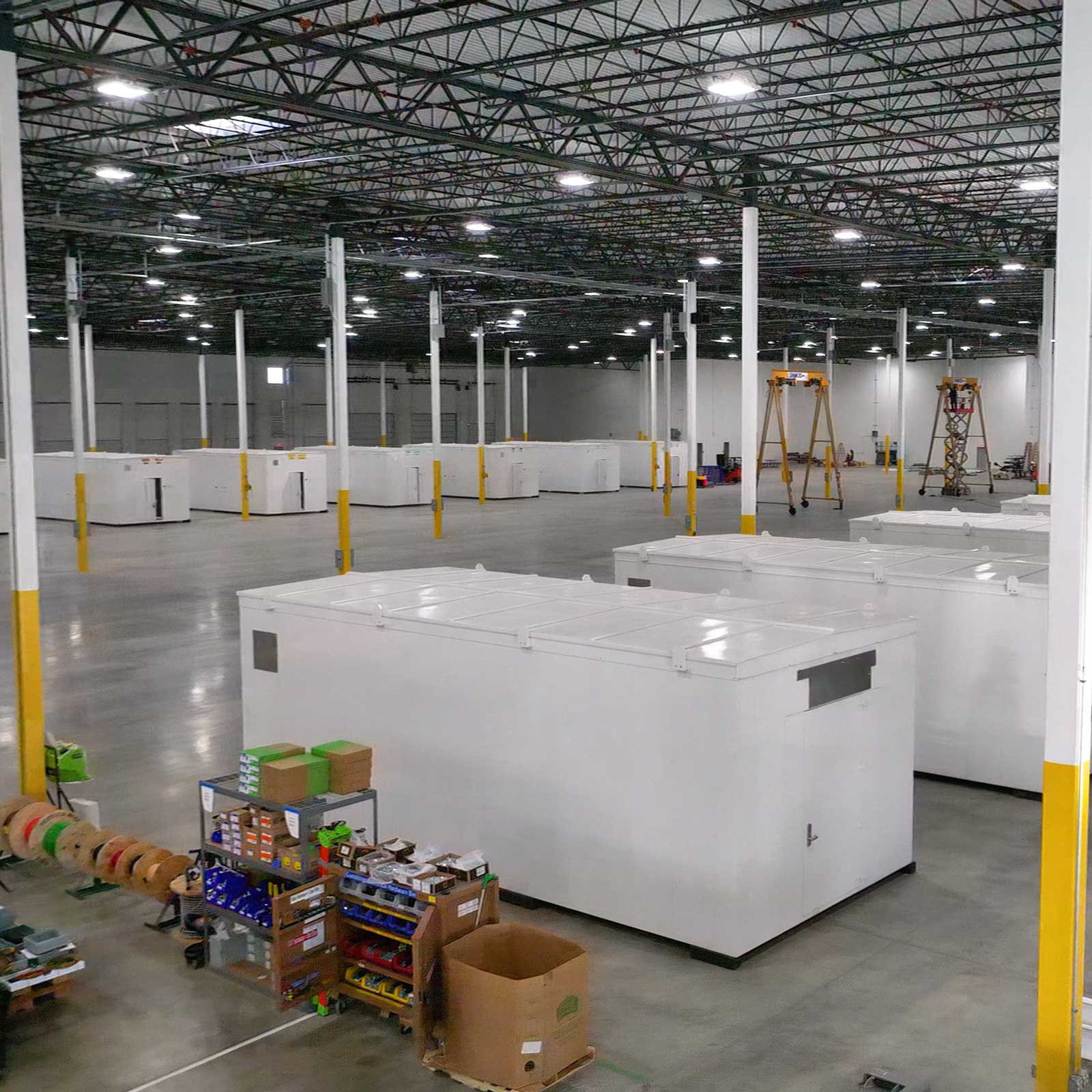 Cummings Integrated Manufacturing facility with rows of e-houses